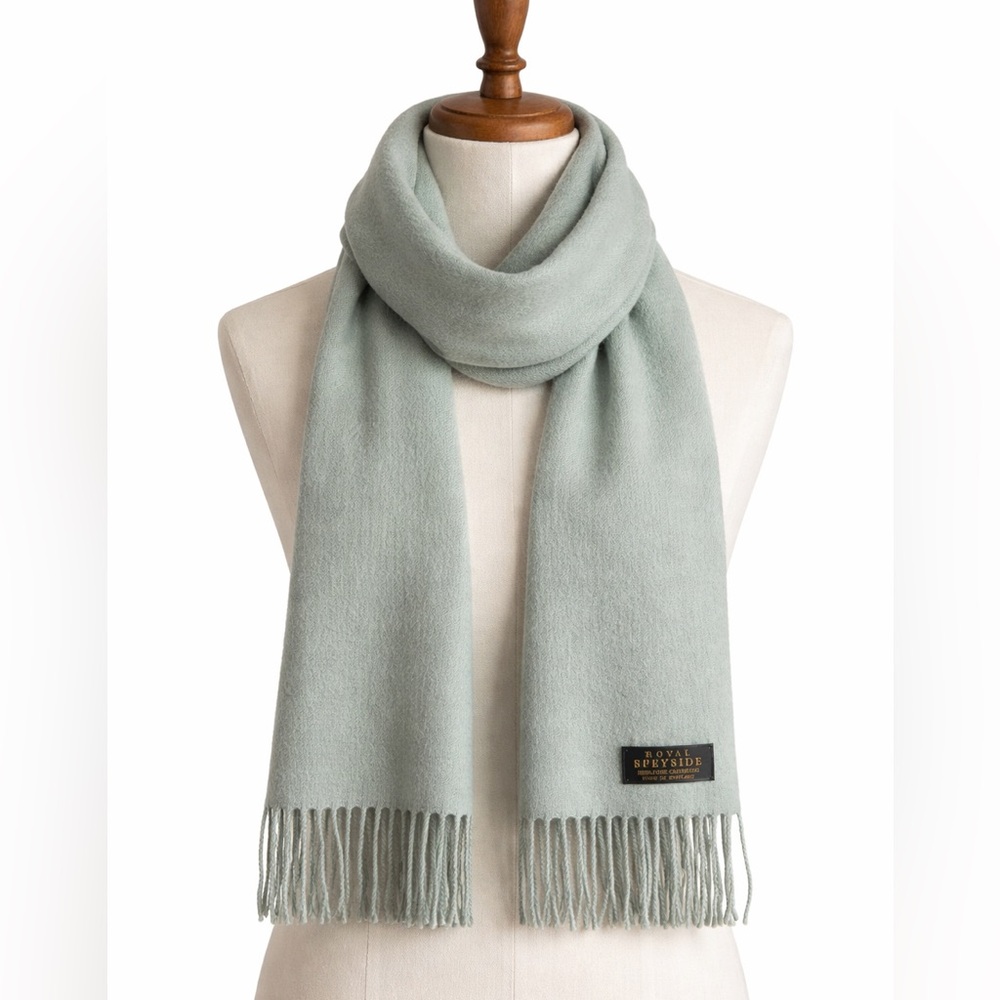 Royal Speyside Scotland 100% Cashmere Scarf Sage Green Fringe 12”x60”
